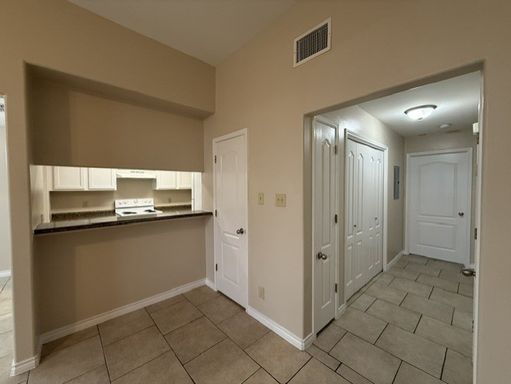 2720 Camelot  - 2720 Camelot #102, Laredo, TX 78041