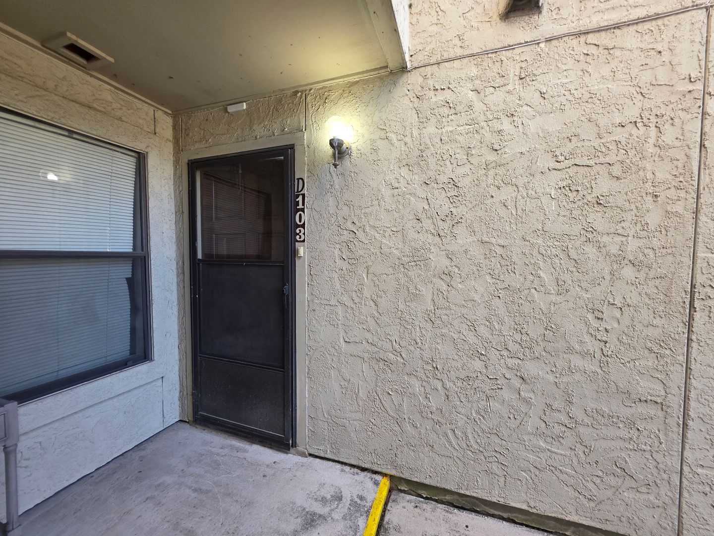 San Antonio Apartment: 5322 Medical Dr. D 103