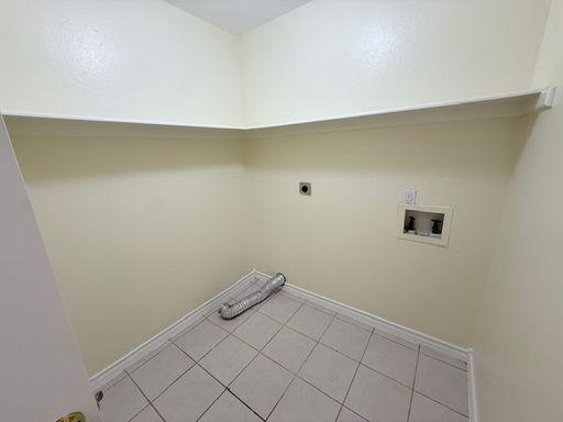 4515 Elizabeth, Laredo, TX 78046