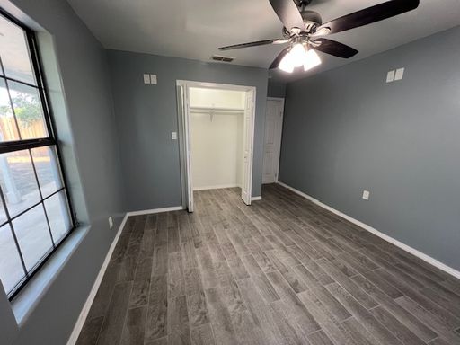 8527 Michigan Ave, Laredo, TX 78045