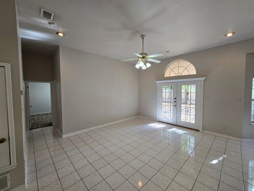 8802 Crossview Loop, Laredo, TX 78045