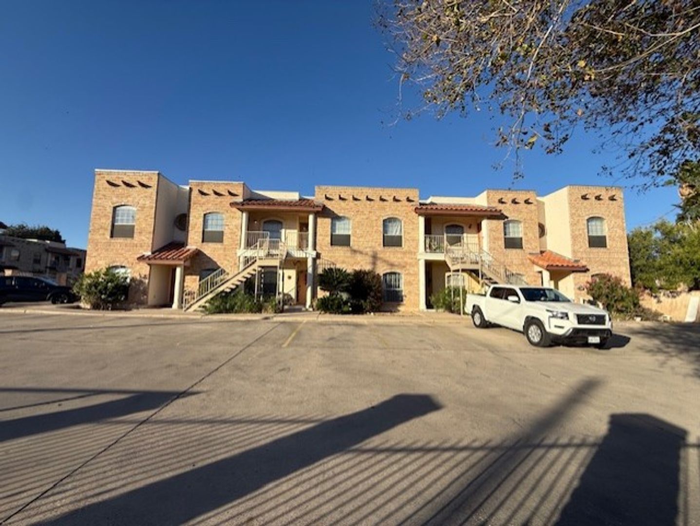 Laredo Condo: 1420 Musser St.