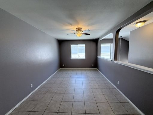 17525 Rock Port Rd, Laredo, TX 78045