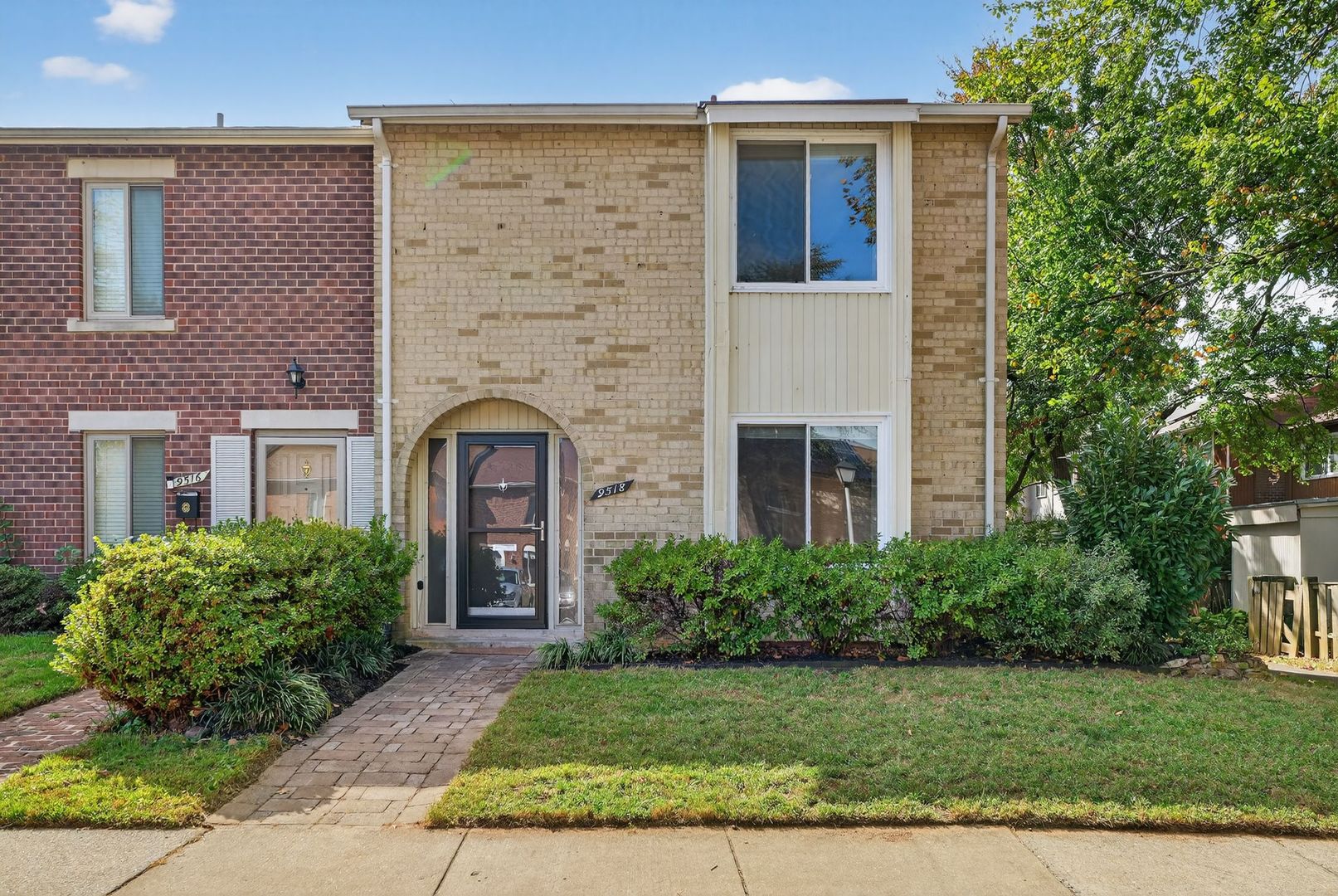 Gaithersburg Townhome: 9518 Tippett Ln