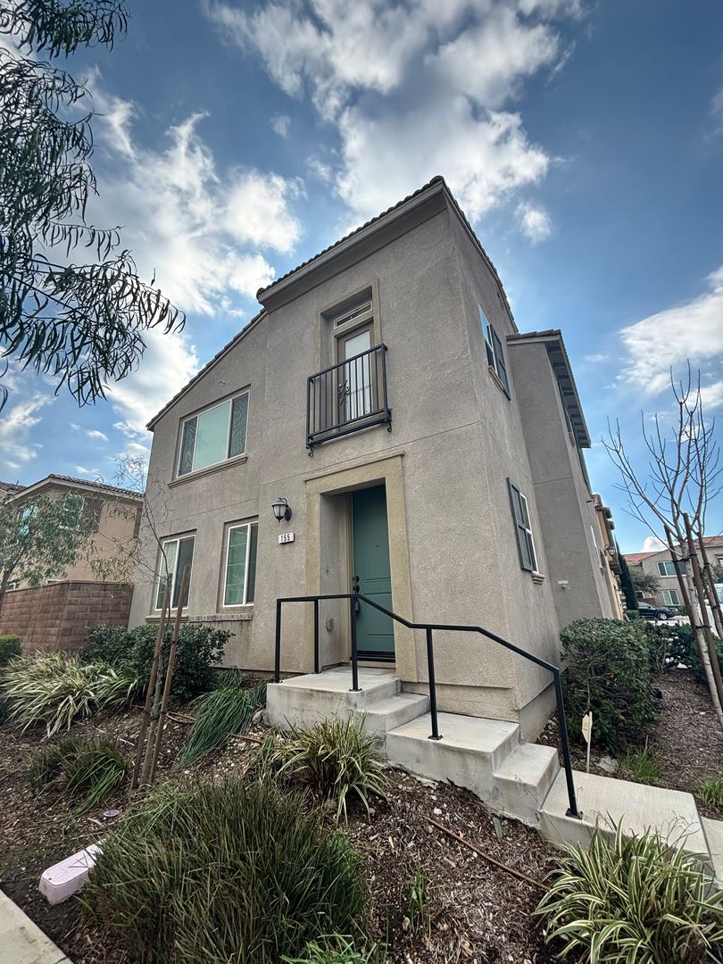 Fontana House: 7155 Citrus Ave Unit 155