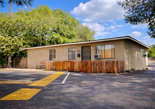 1st Month Half off!!! Don't miss out on this spacious one bedroom!