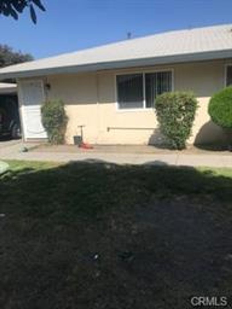 Fontana Apartment: 16939 Reed St