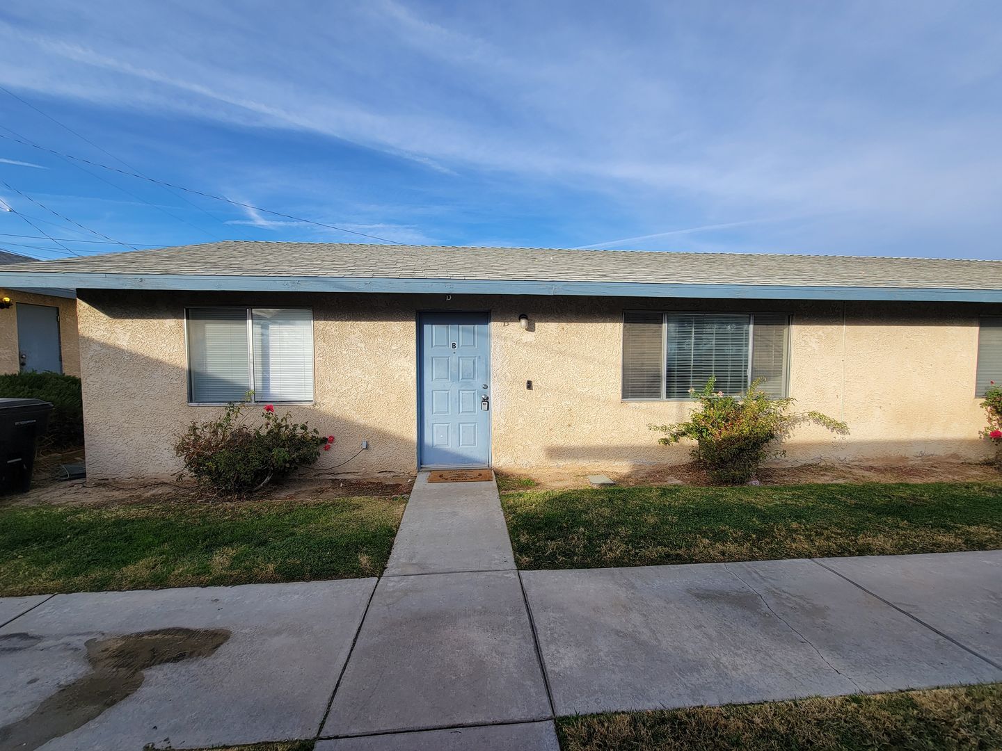 Victorville Apartment: 16140 Tawney Ridge