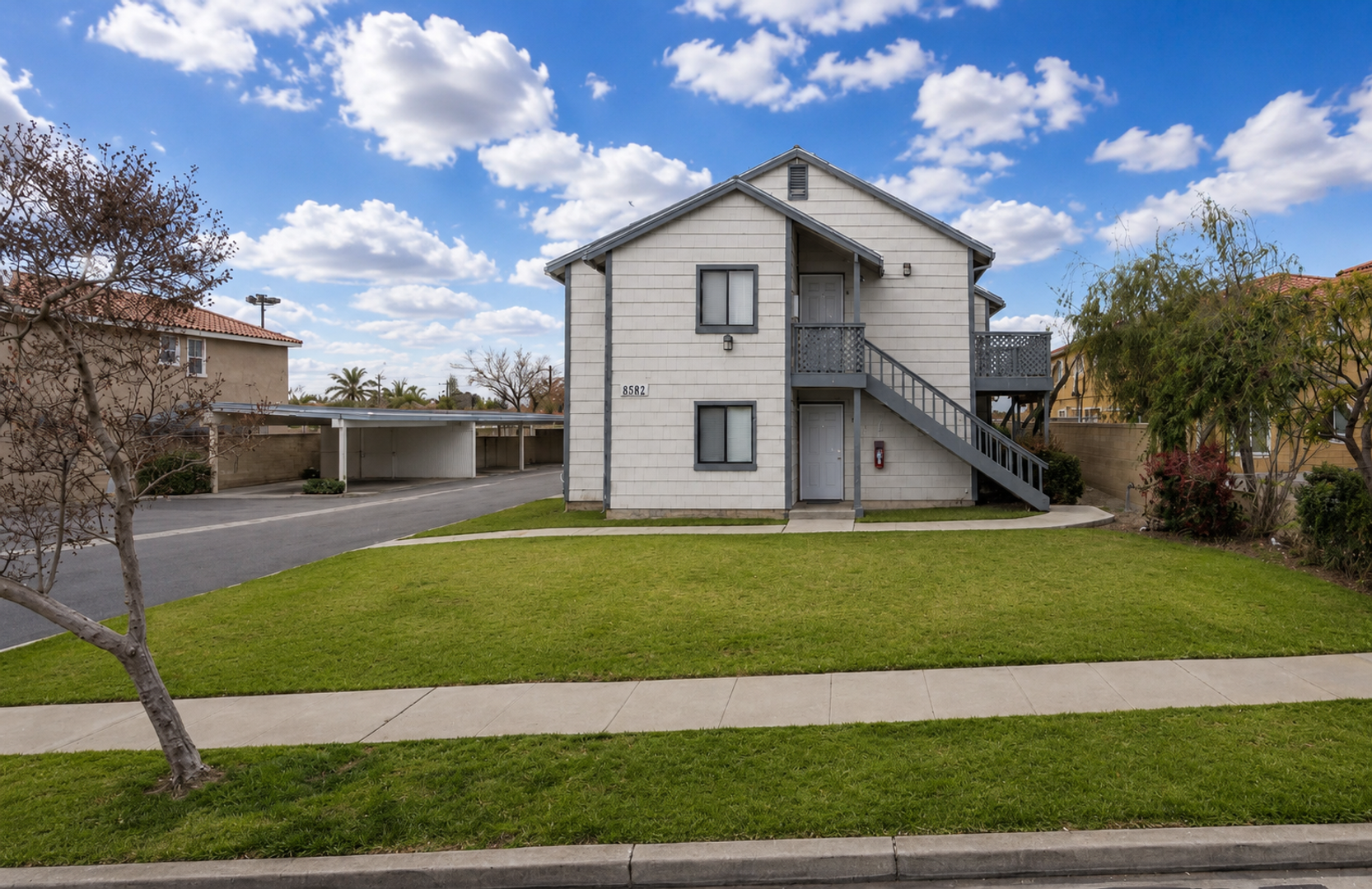 Fontana Apartment: 8582 - 8598 Tamarind Avenue
