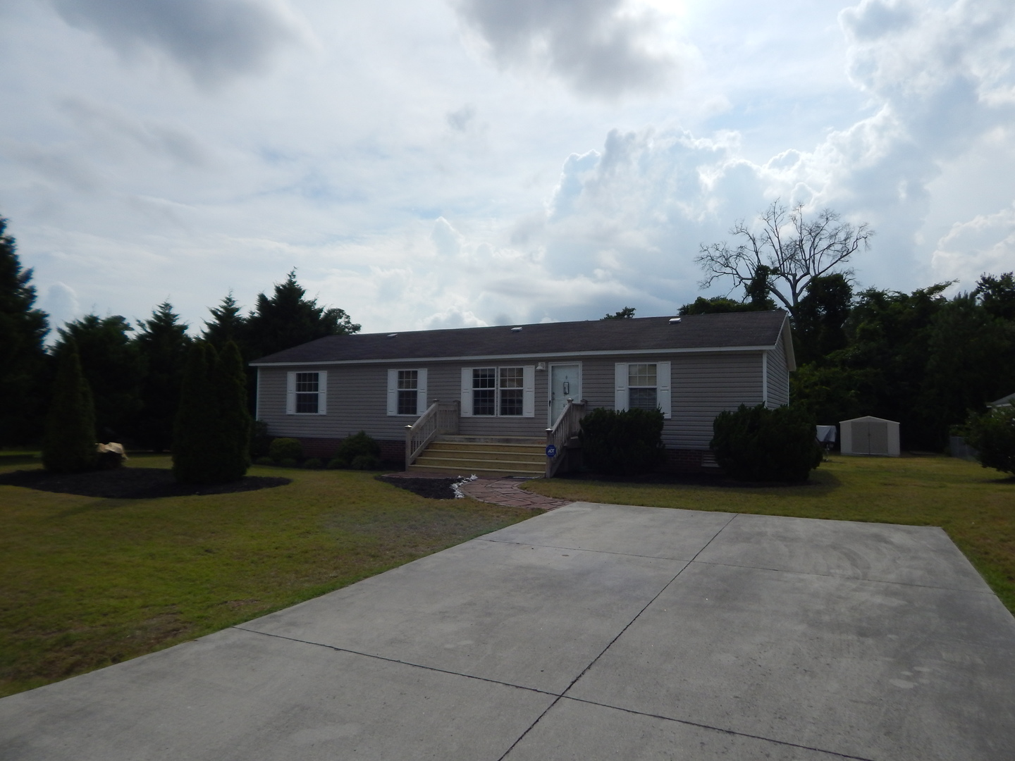 Wilmington House: 525 Soundside Drive