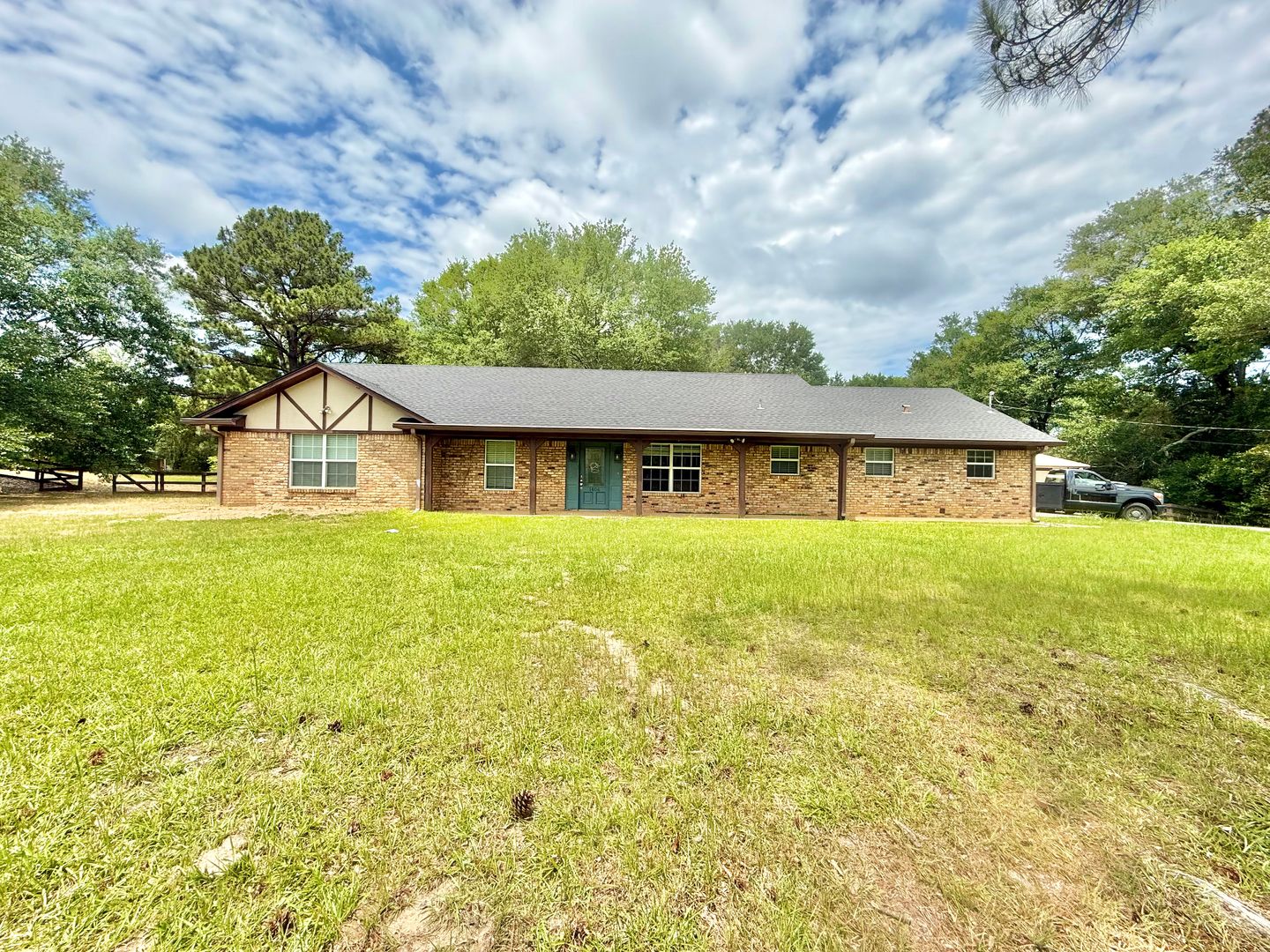 Tyler House: 1406 Jeff Davis Dr.