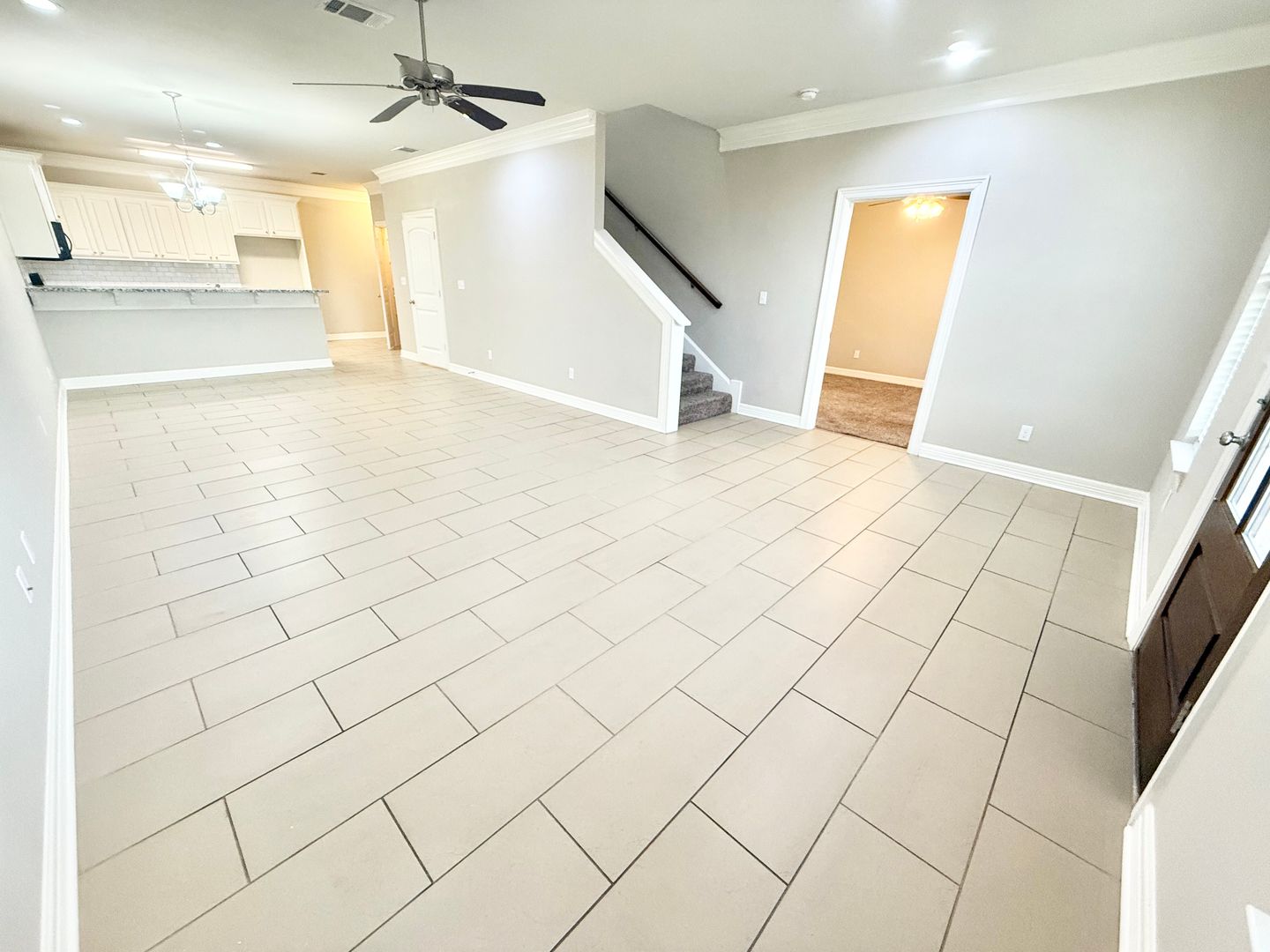 Luxury 3-bed, 2.5-bath 3 of 8