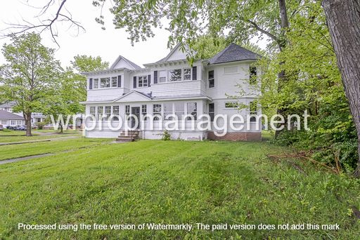For Rent: 1822 Glendale Ave. – Spacious 3 Bed, 1 Bath Quadplex – photo 1