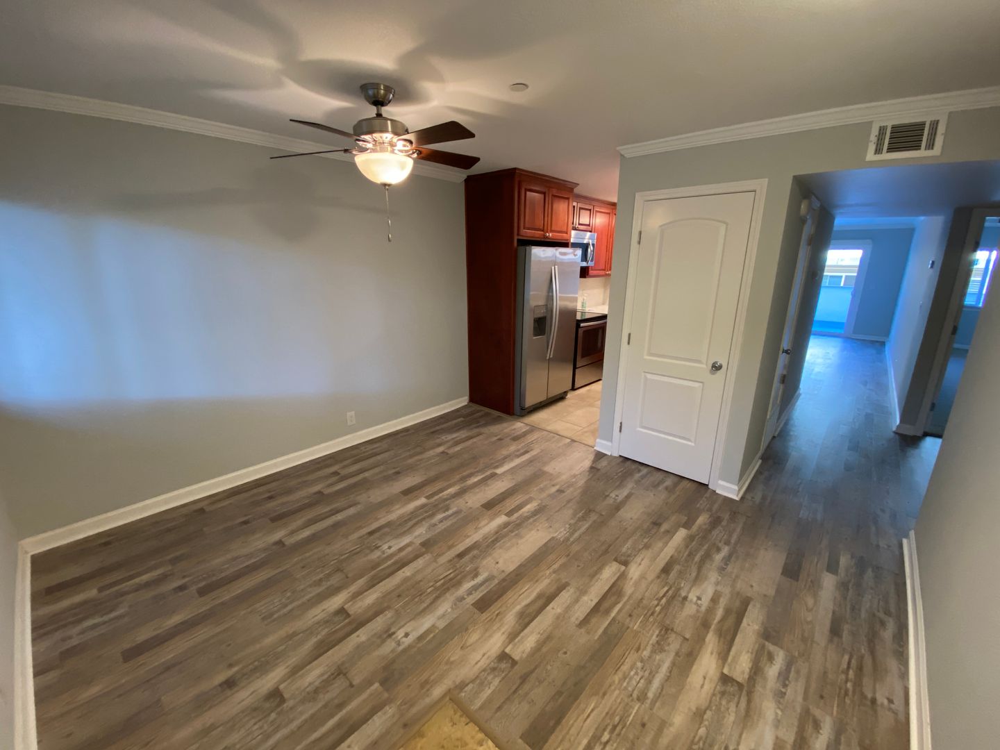 San Bruno Apartment: 2081 Whitman Way