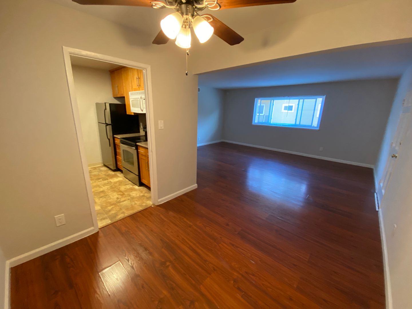 Belmont Apartment: 1100 & 1114 Village Dr