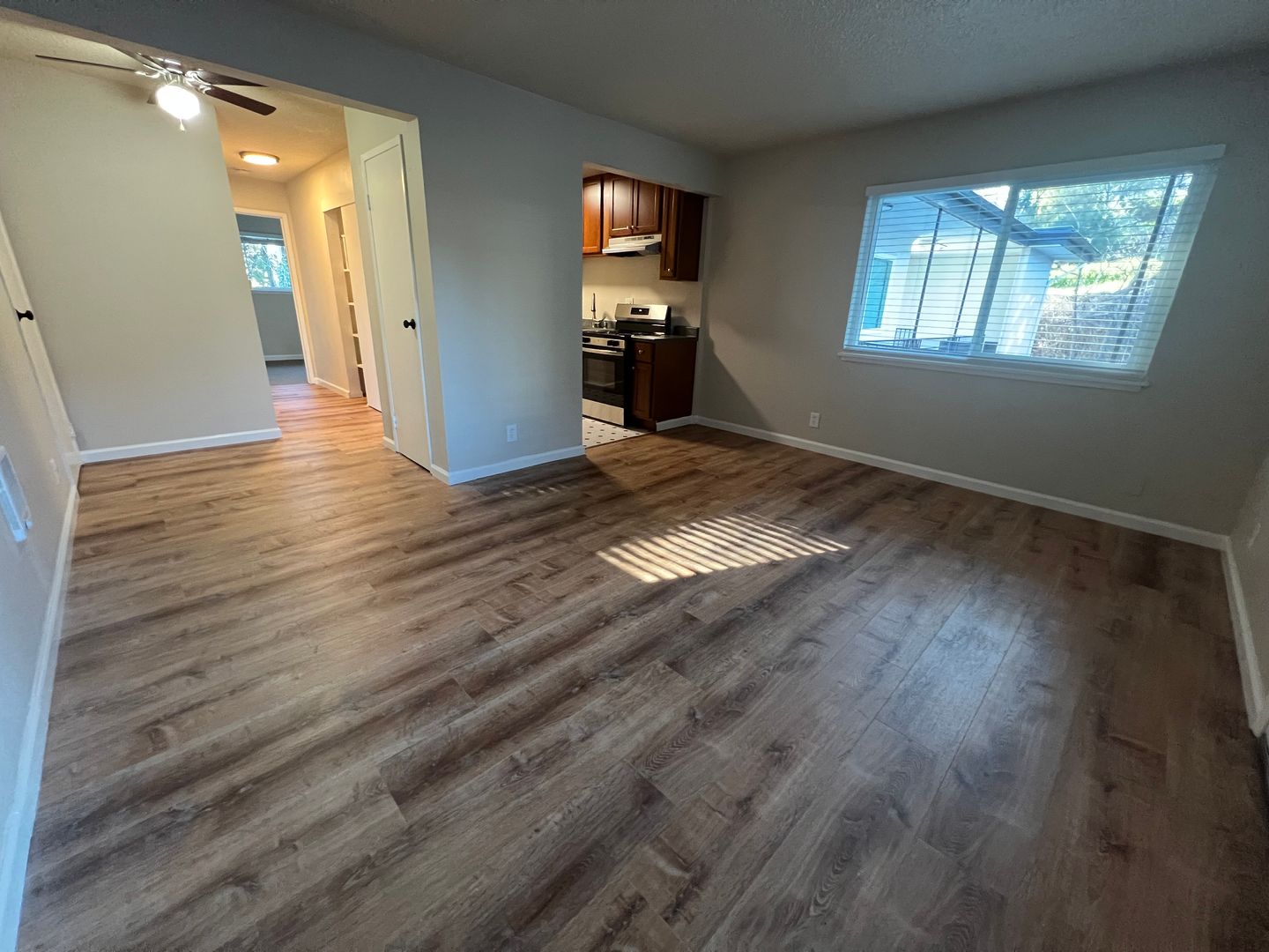 Hayward Apartment: 23972, 23974, 23976 2nd St