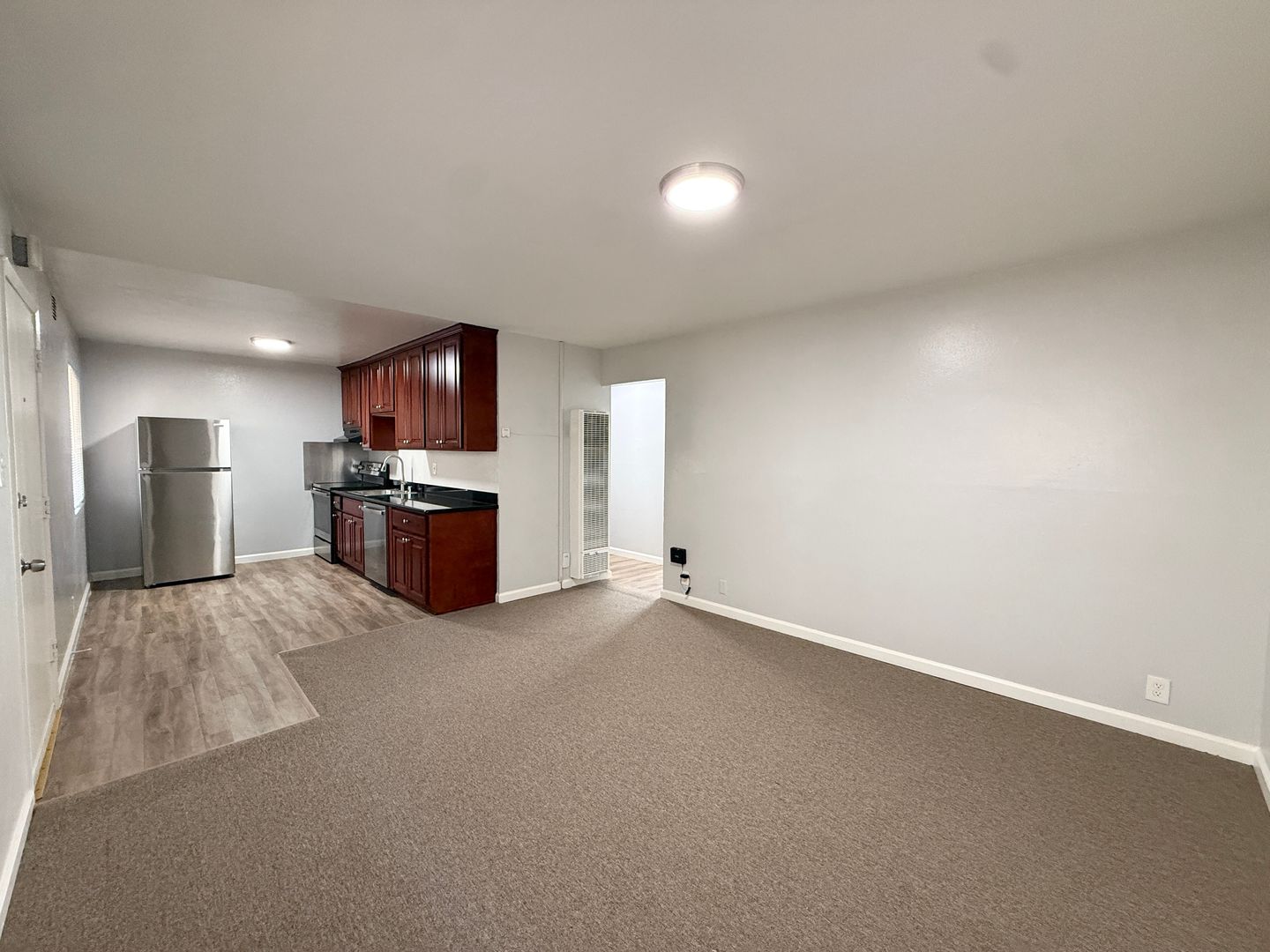 Oakland Apartment: 1934 9th Avenue