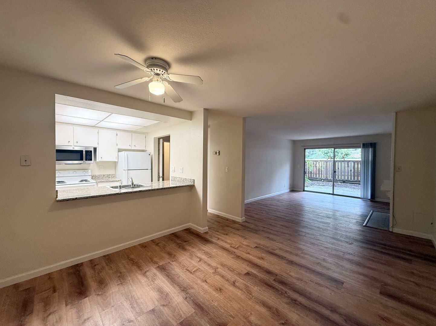 Castro Valley Apartment: 22120 Center St