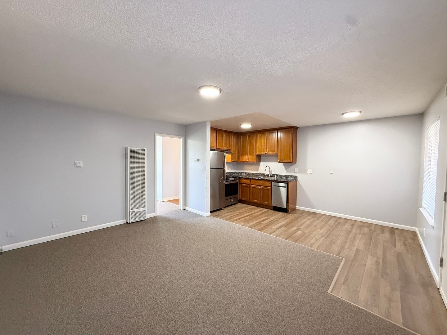 Oakland Apartment: 1924 9th Avenue