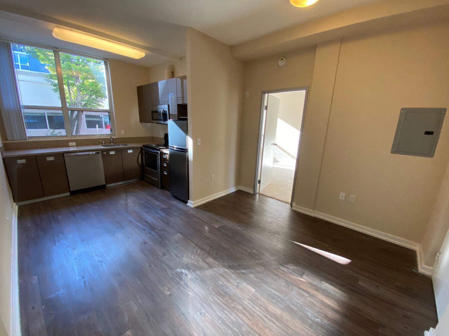 Hayward Apartment: 25400 Carlos Bee Blvd