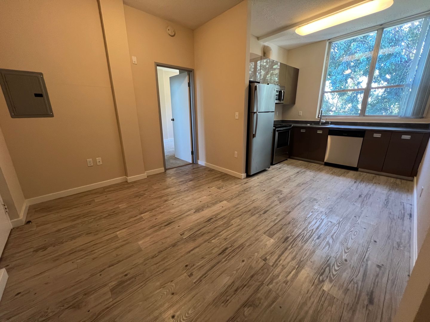 Hayward Apartment: 25400 Carlos Bee Blvd