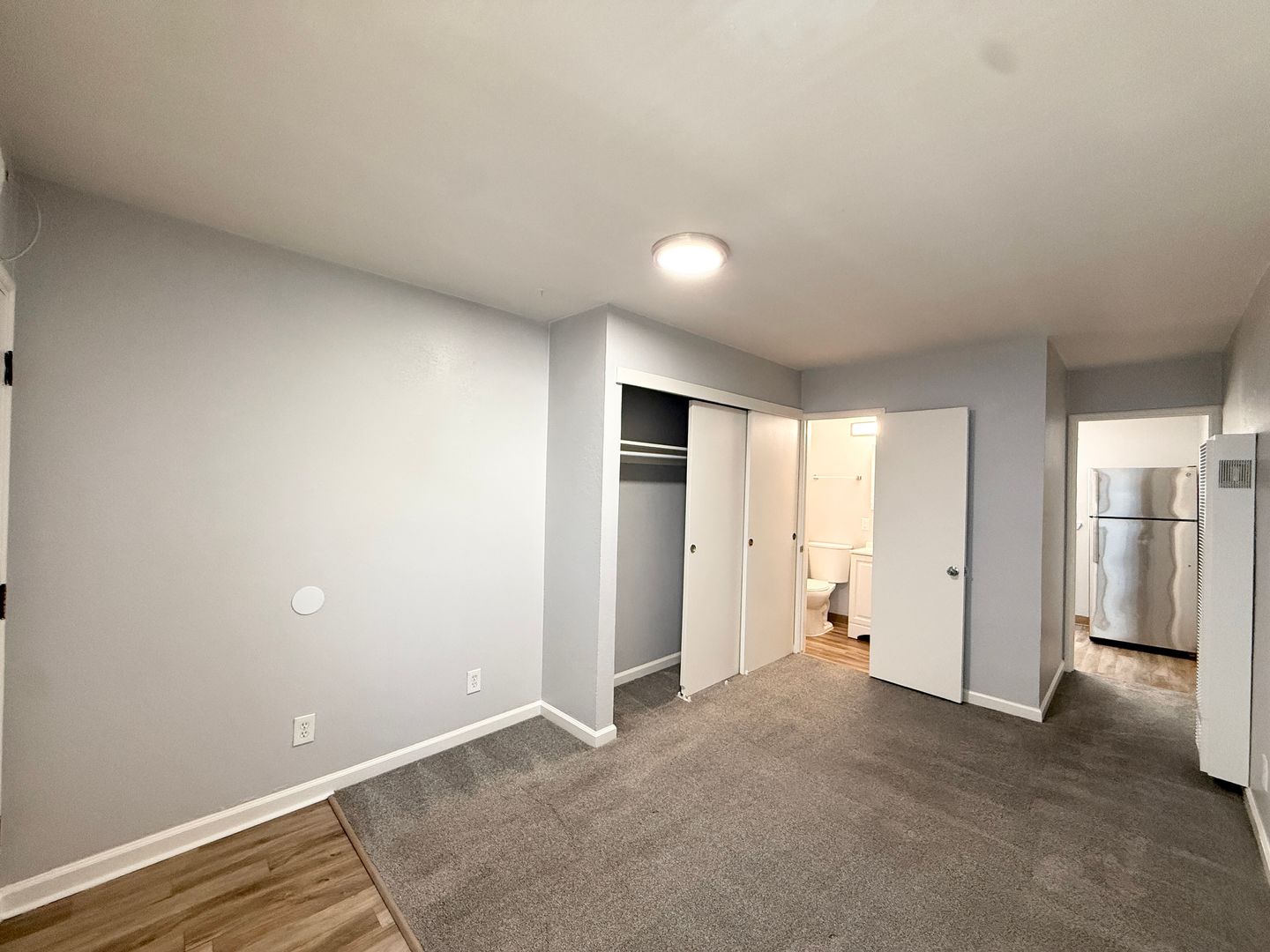 Oakland Apartment: 6433 Telegraph Avenue