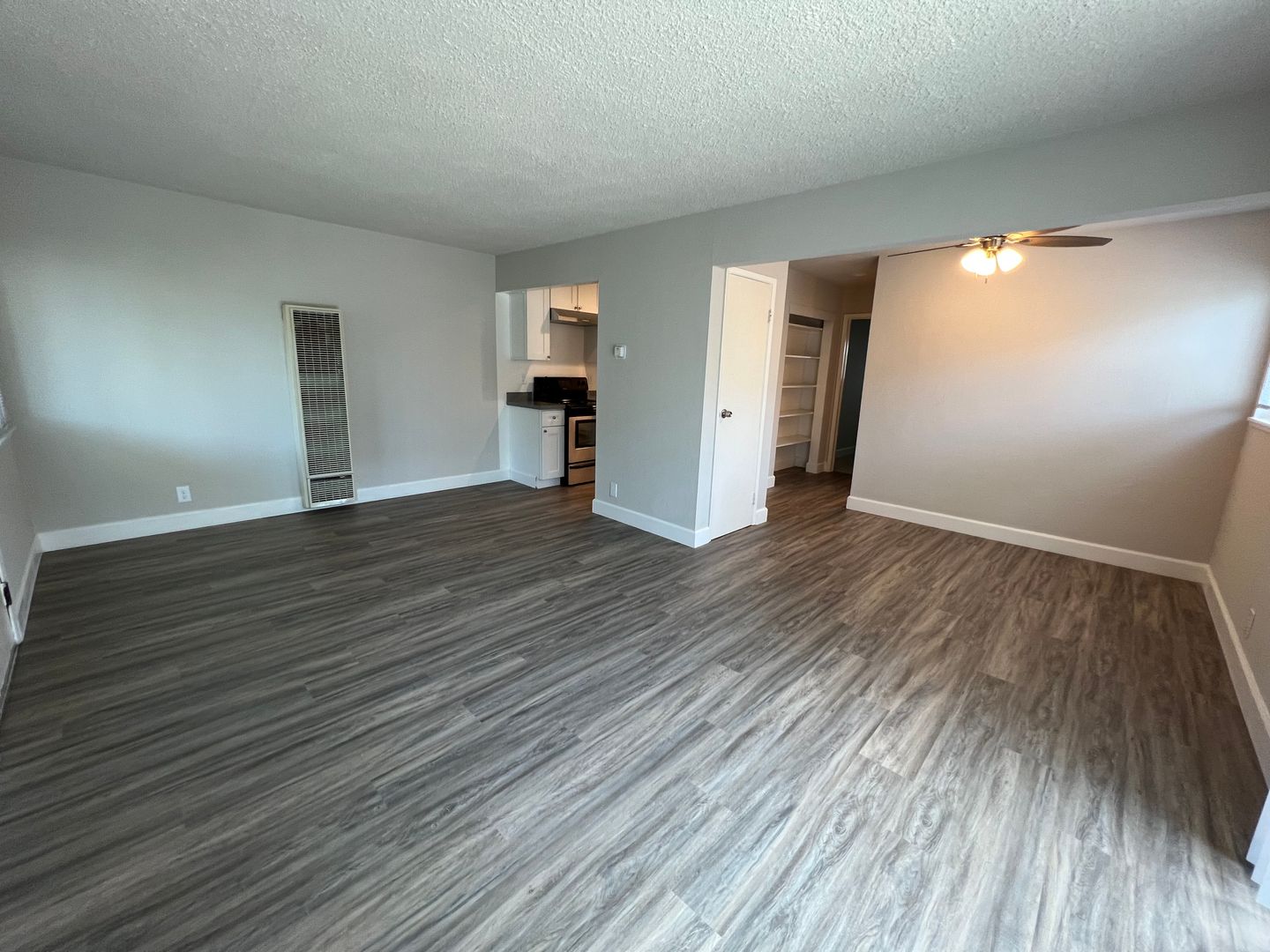 Hayward Apartment: 23972, 23974, 23976 2nd St
