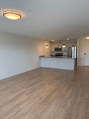 85 Hanger Rd Apt 306 – photo 1