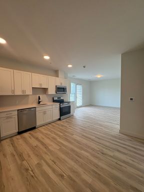129 Air City Blvd Apartment 103 – photo 1