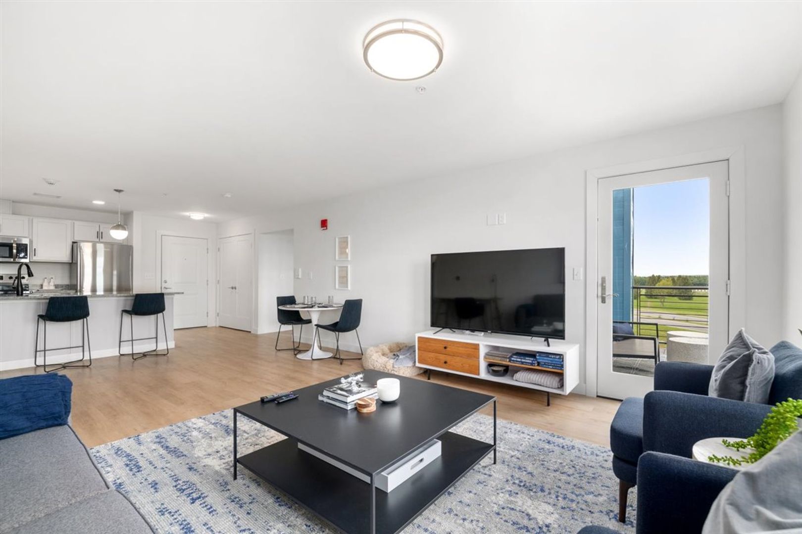 Rome Apartment: 85-86 Hangar Rd.