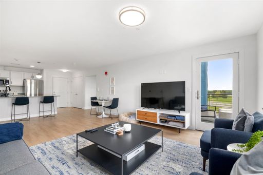 85 Hanger Rd Apartment 206 – photo 1