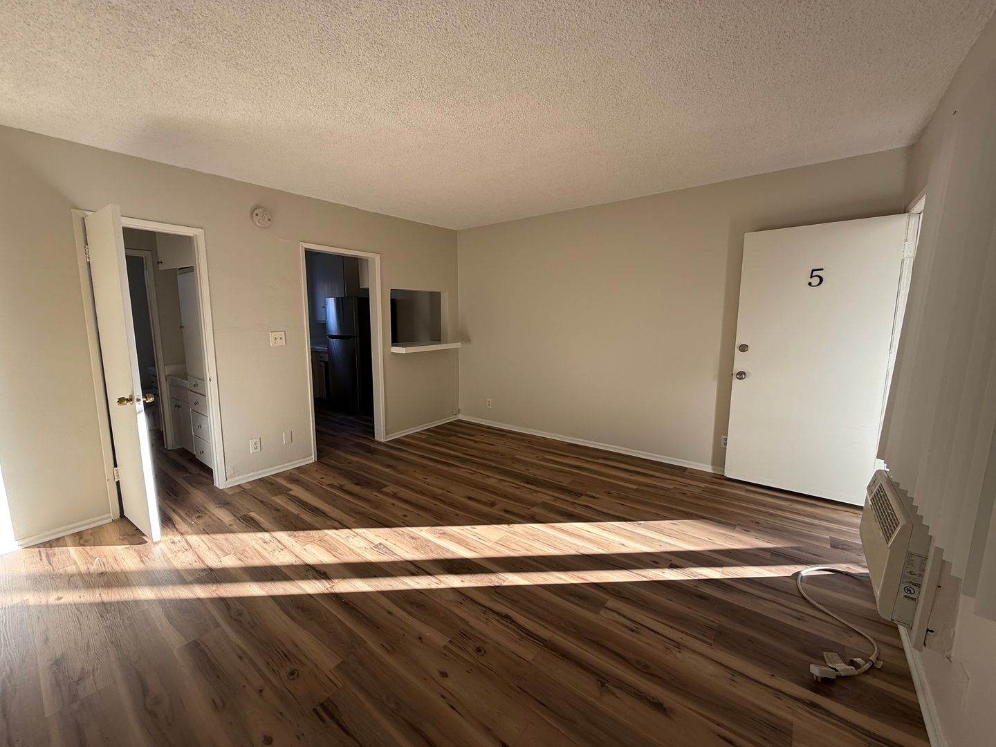 Canoga Park Apartment: 21900 Saticoy Street