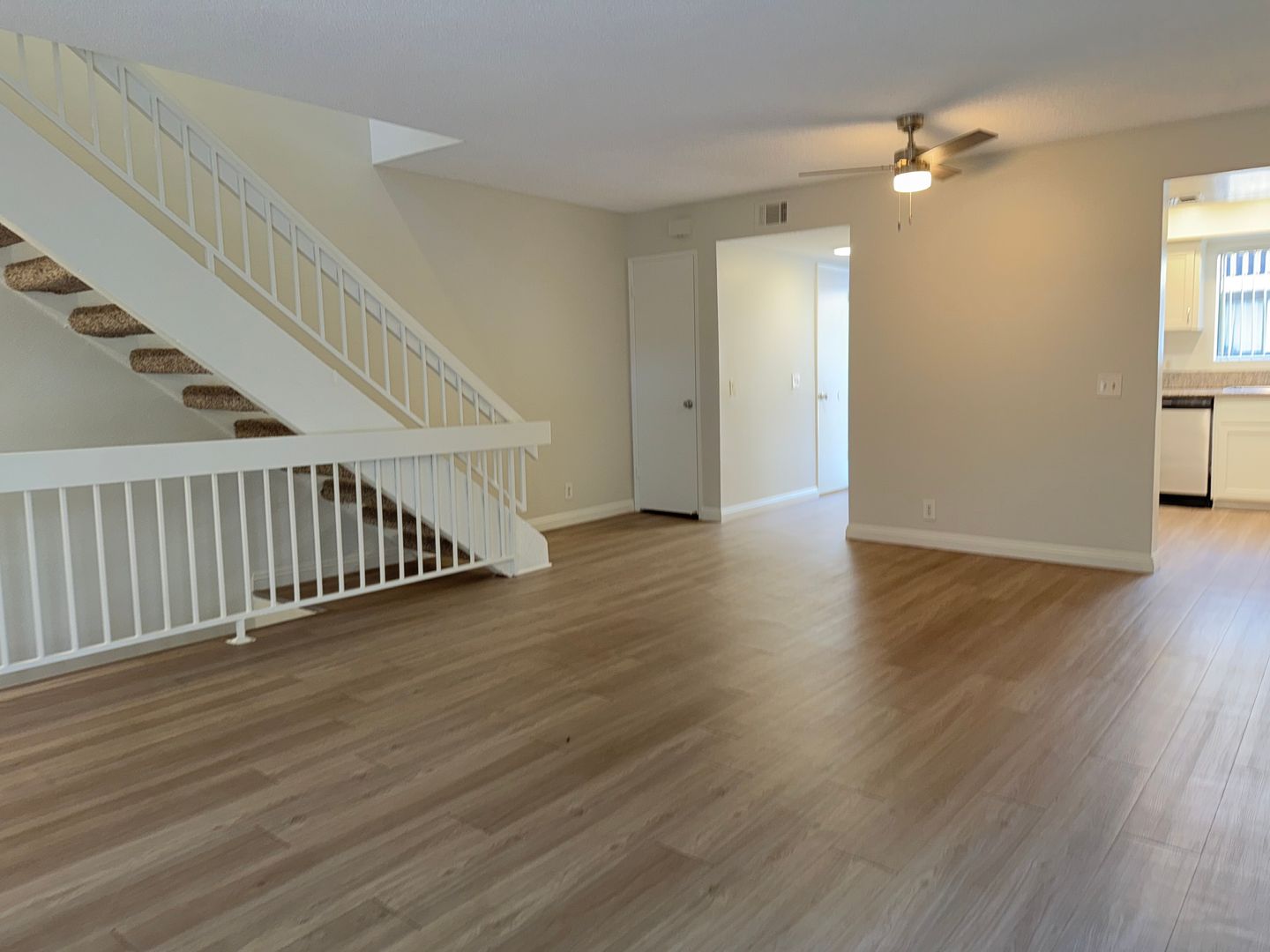 Agoura Hills Apartment: 5250 Colodny Drive