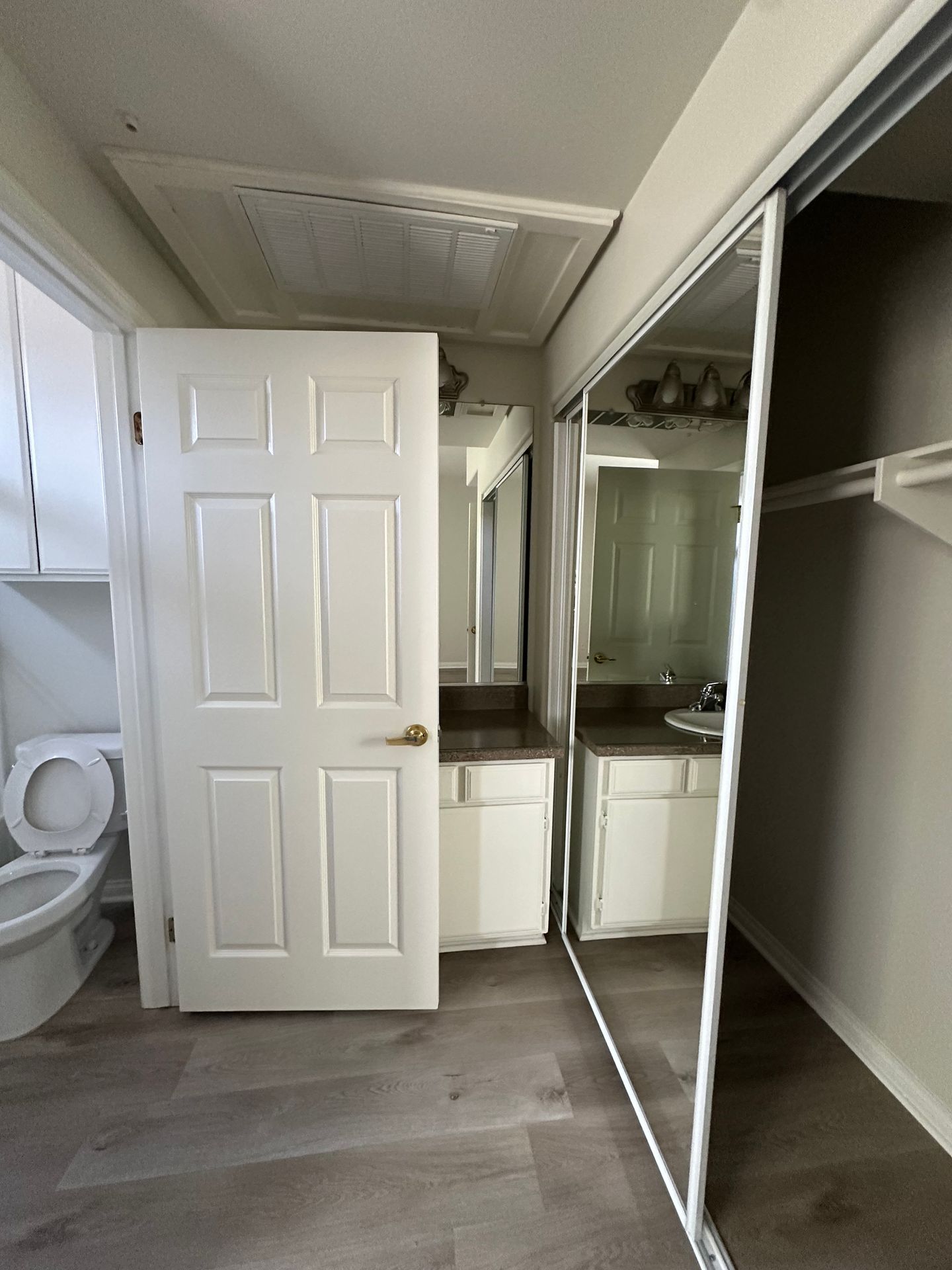 Pacific Oaks Apartments LLC 6 of 12