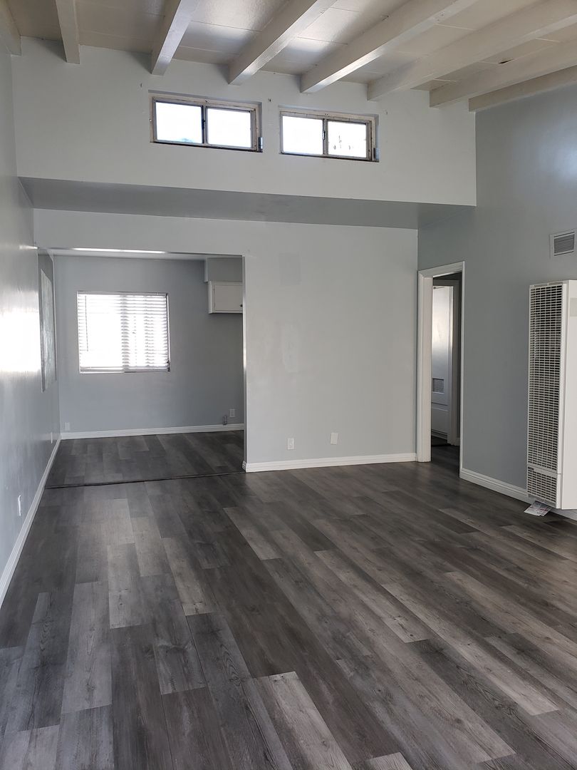 Lynwood Apartment: 3384-3386 Martin Luther King Jr. Boulevard