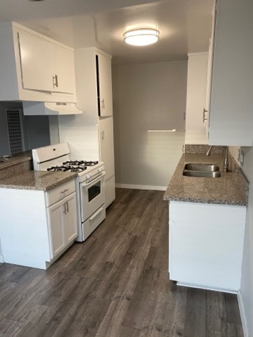 Torrance Apartment: 730 - 740 W. 214th Street