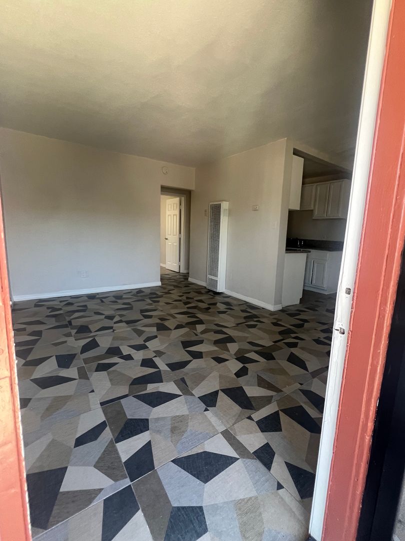 Santa Ana Apartment: 1214 W. Brook Street