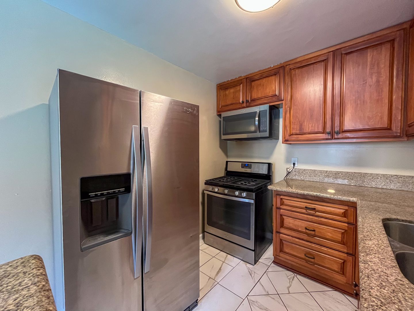 Los Angeles Apartment: 4601 Coliseum St.