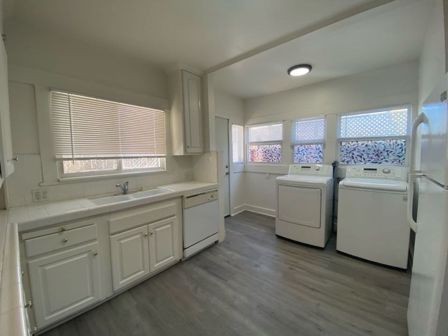 San Pedro Apartment: 1602-1620 S. Centre St.