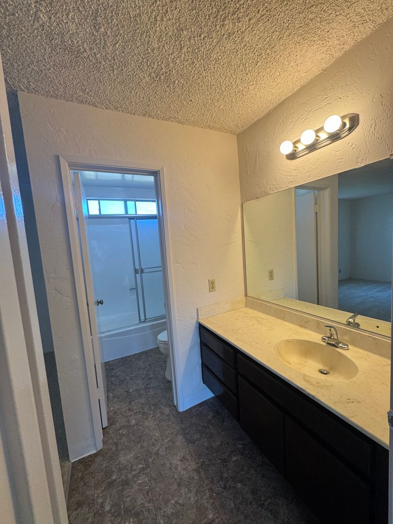 Harbor City Apartment: 1636 Lomita Blvd