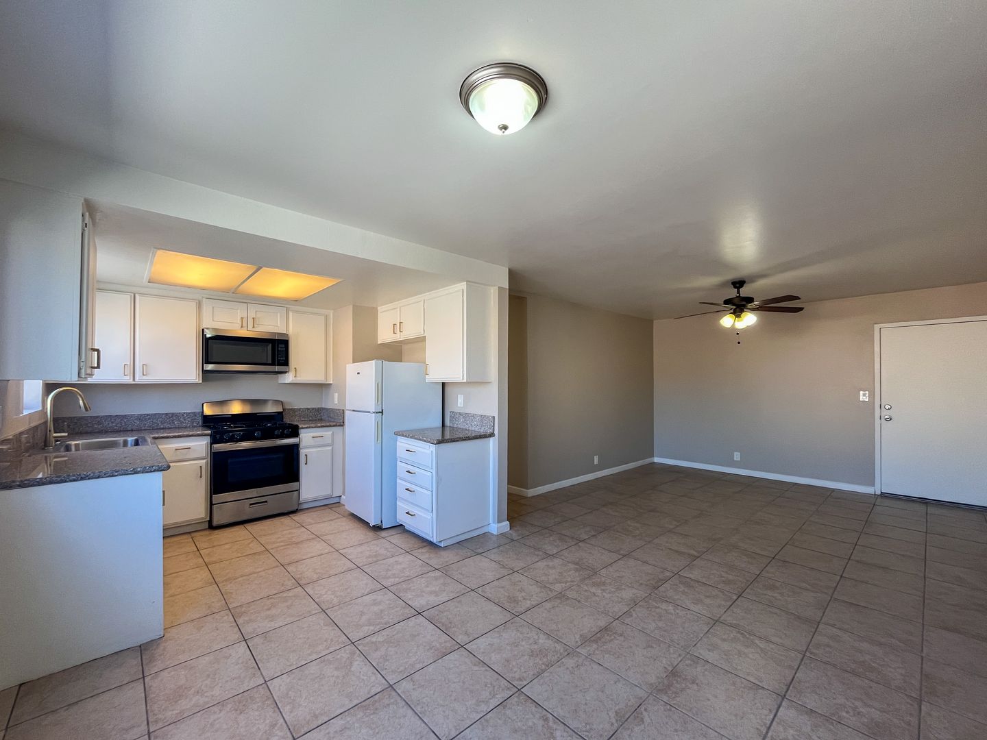 San Pedro Apartment: 322-330 9th Street