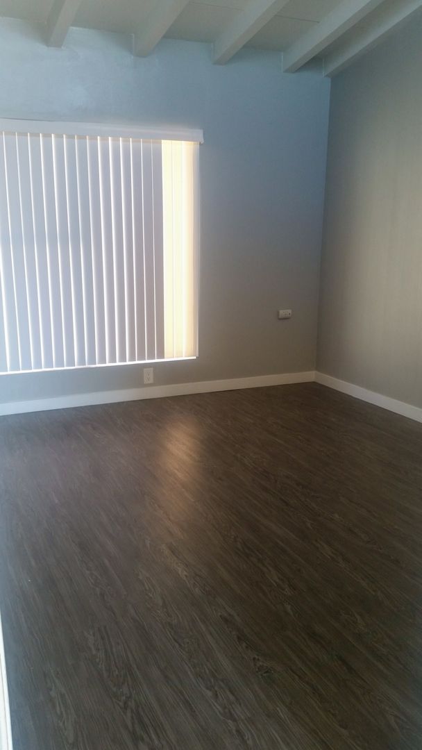 Lynwood Apartment: 3384-3386 Martin Luther King Jr. Boulevard