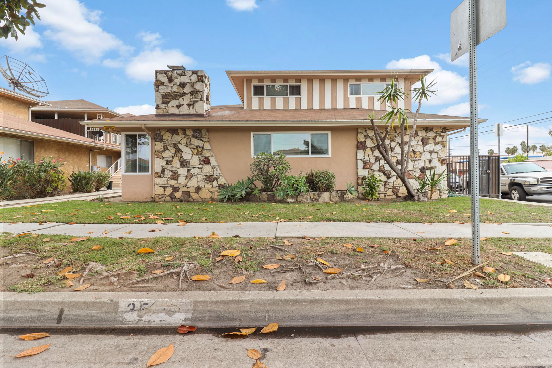 Inglewood Apartment: 3556 W. 113th Street