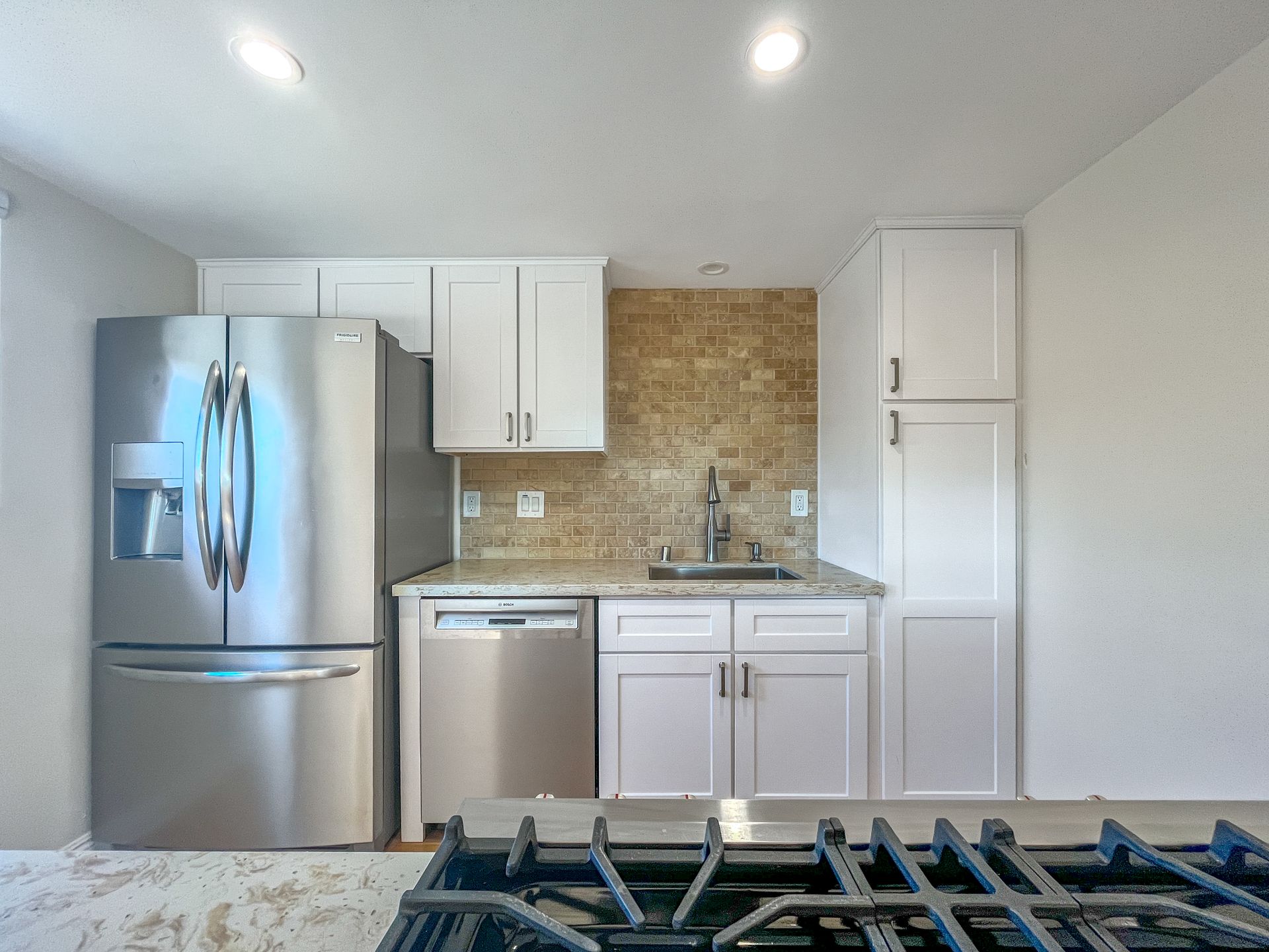 El Segundo Apartment: 311 W Palm Ave