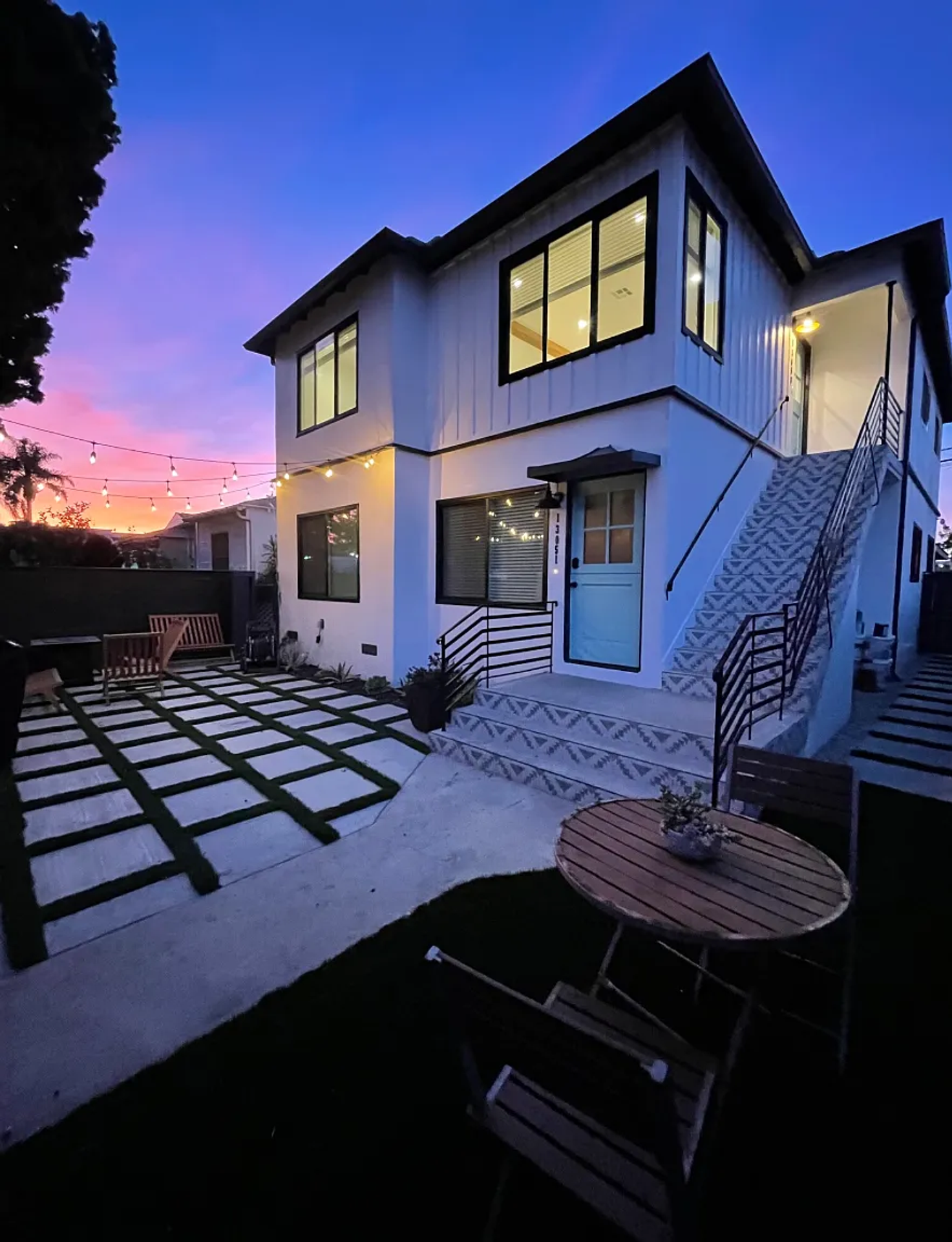 Los Angeles Apartment: 3795 Rosewood Ave & 13051-13053 Venice Blvd