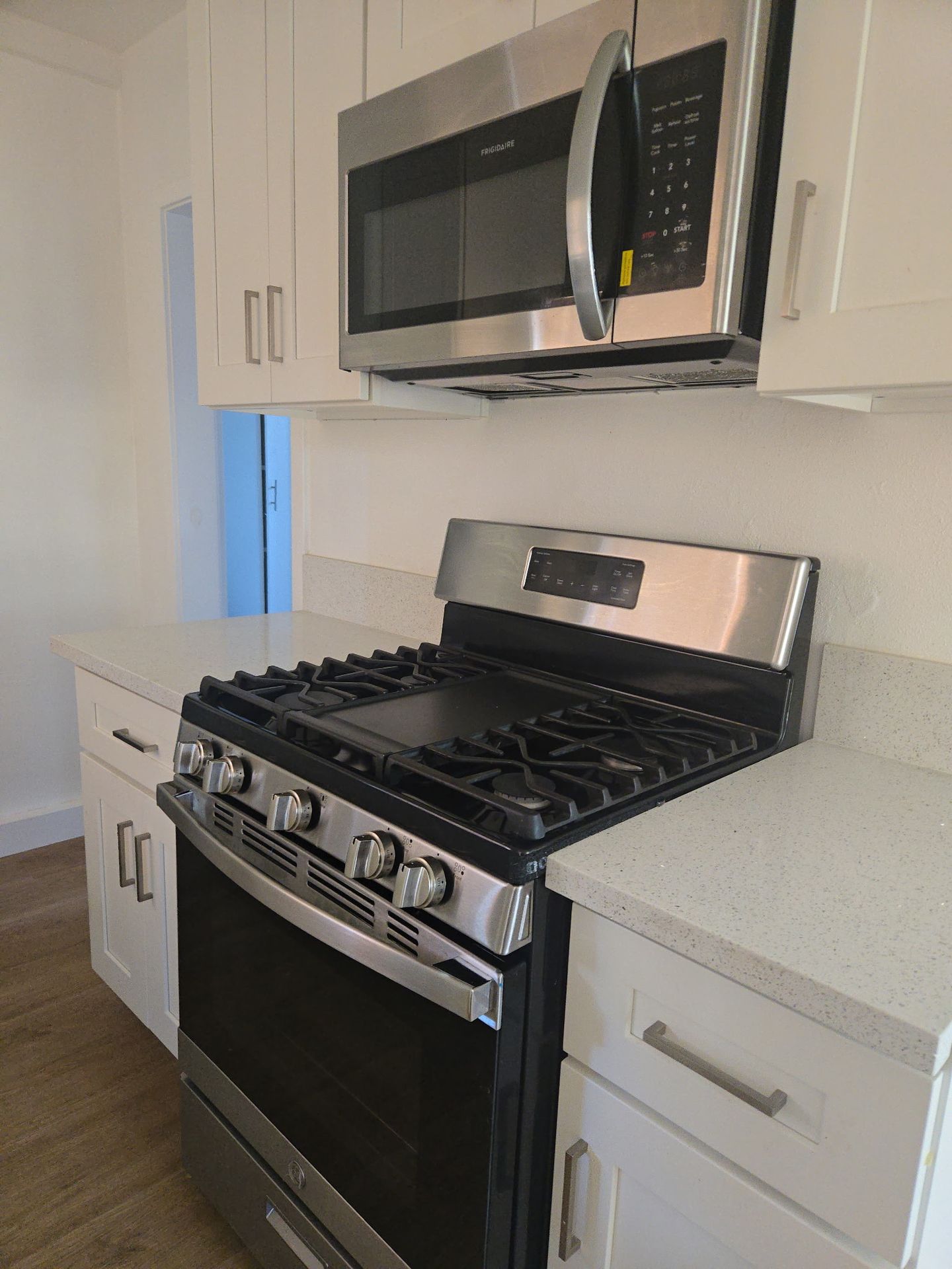 Huntington Park Apartment: 6729 - 6803 Middleton St