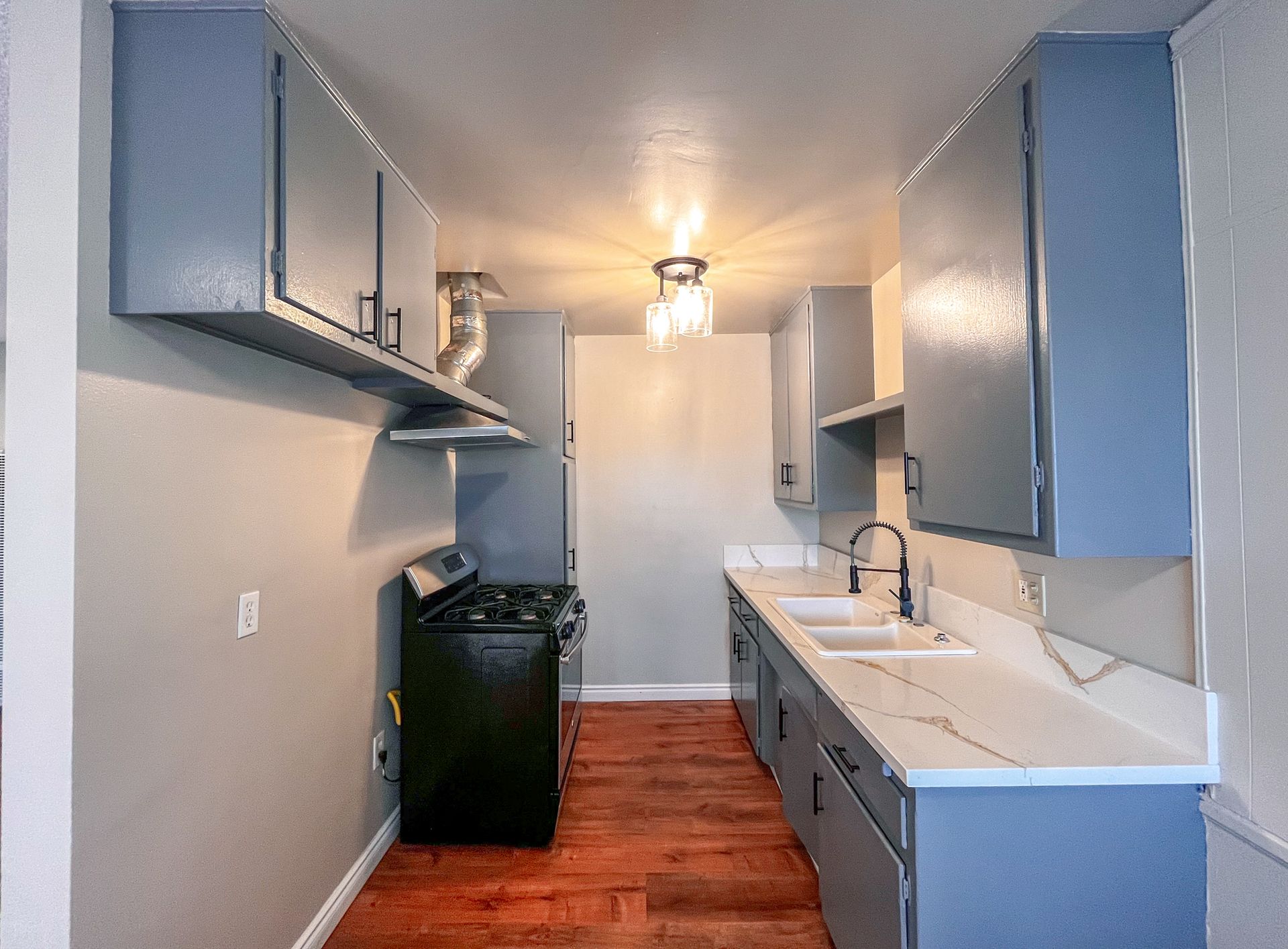 Gardena Apartment: 2617 W Rosecrans Ave