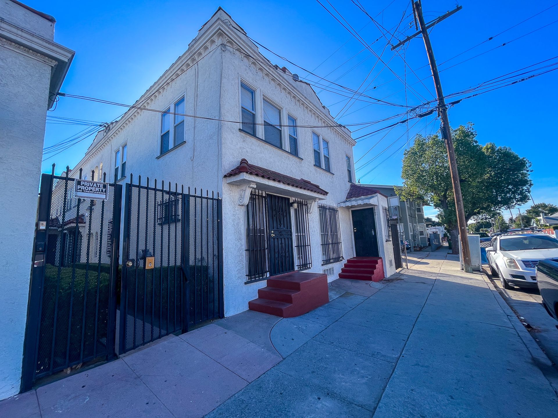Los Angeles Apartment: 1450 W 39th St & 3901 Denker Ave