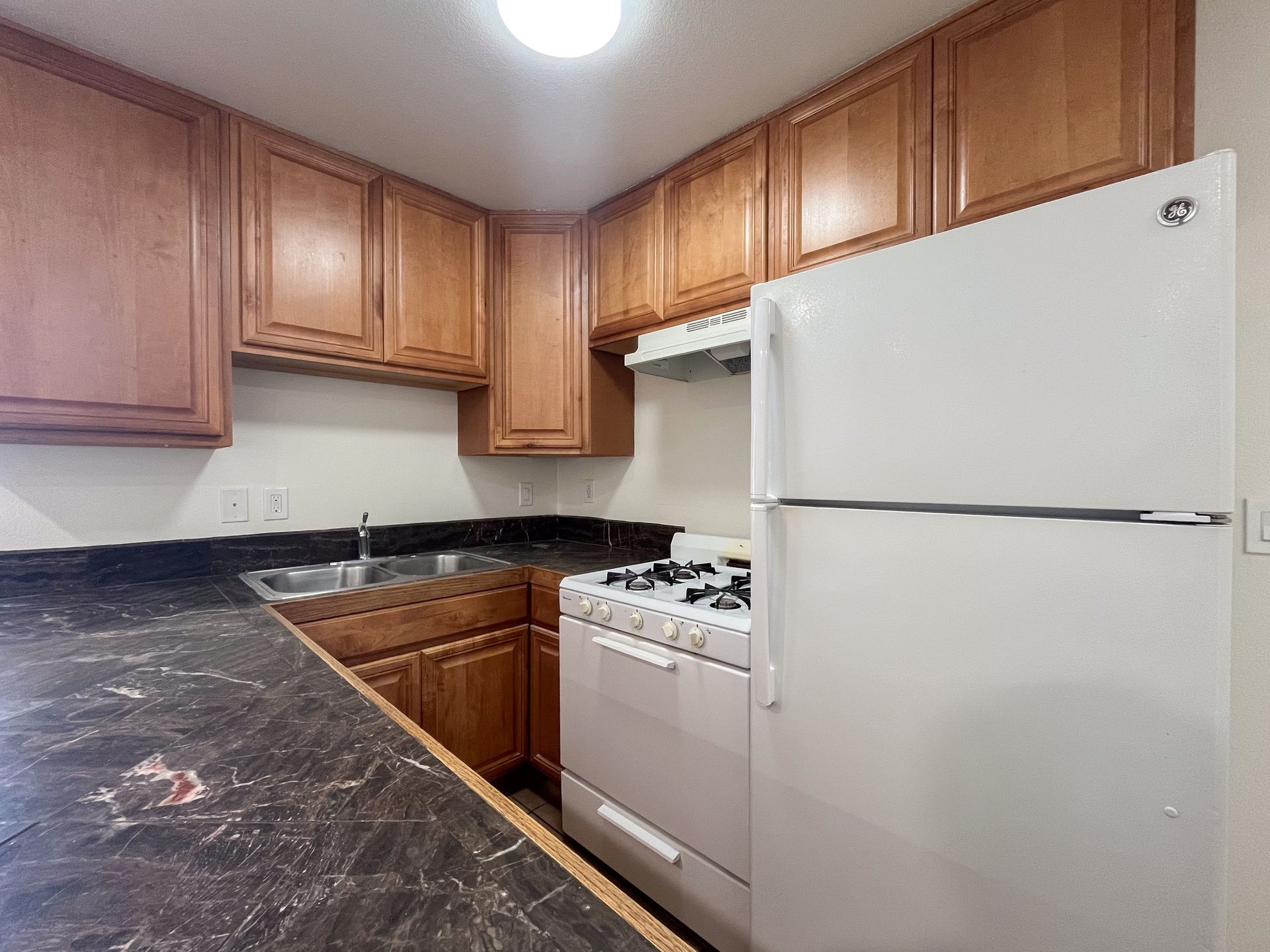 Harbor City Apartment: 1625 257th St