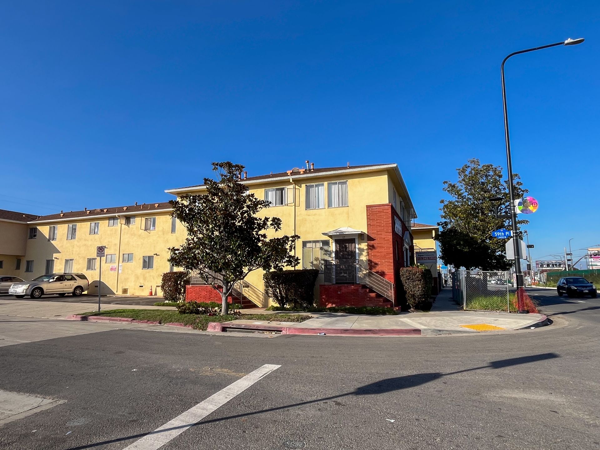 Los Angeles Apartment: 5919-5925 Crenshaw Blvd.